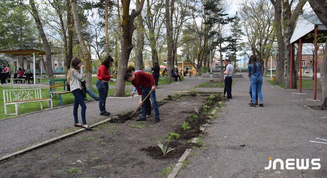 Центральный парк украсится цветами